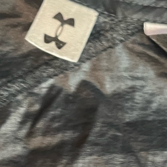 UNDER ARMOUR Storm x essential Black Hooded Rain Jacket new without tag - Picture 13 of 16